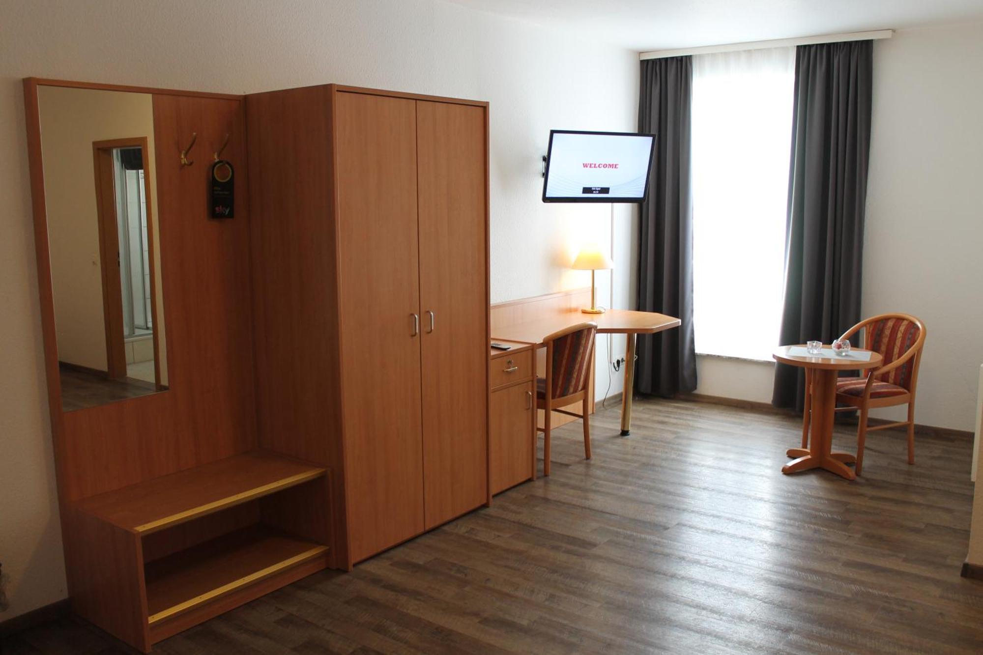 Toto'S Gasthaus Hattingen Zewnętrze zdjęcie